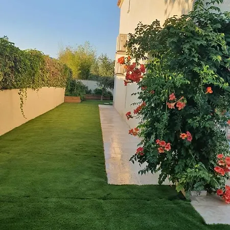 Dependance Et Avec Piscine Et Jardin Prives Sans Vis-a-vis * Montarnaud