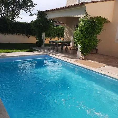 Dependance Et Avec Piscine Et Jardin Prives Sans Vis-a-vis Montarnaud